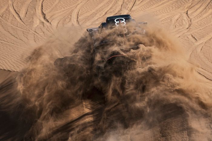 #200 Team Audi Sport Audi: Stéphane Peterhansel, Edouard Boulanger