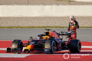 Max Verstappen, Red Bull Racing, detenido en pista