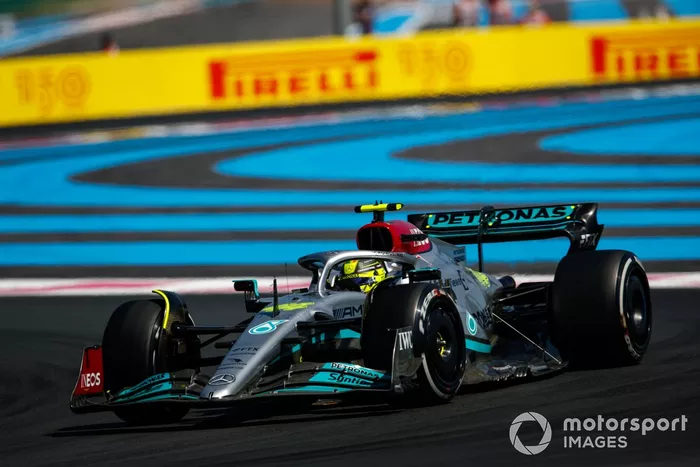 Lewis Hamilton, Mercedes W13