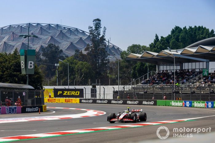 Mick Schumacher, Haas VF-22