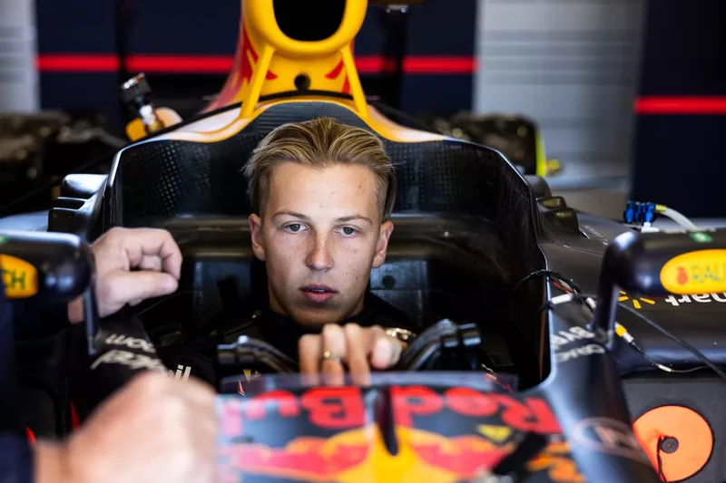 Liam Lawson, Red Bull RB7 