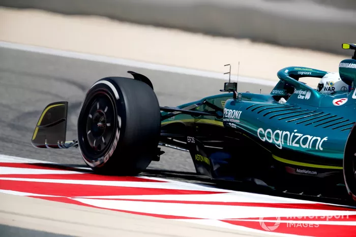 Sebastian Vettel, Aston Martin AMR22