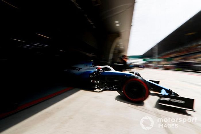 Robert Kubica, Williams FW42, lascia il garage