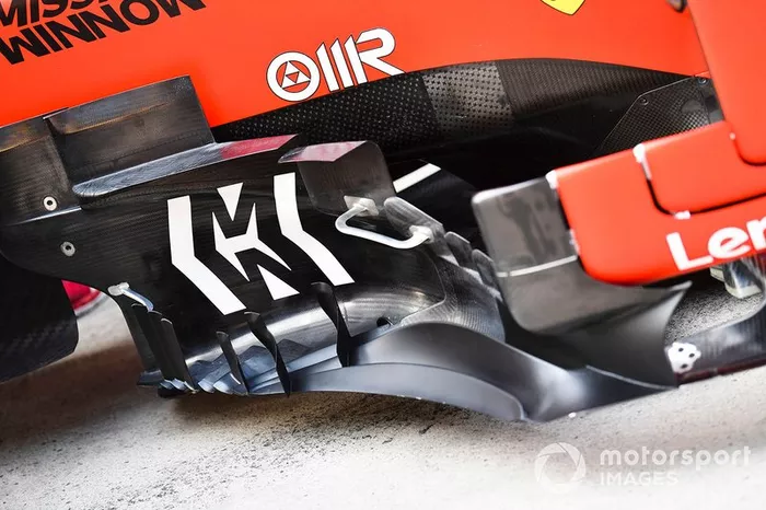 Detalhe do bargeboard da Ferrari