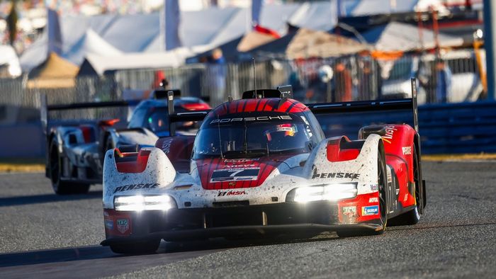 #7 Porsche Penske Motorsport Porsche 963: Felipe Nasr, Nick Tandy, Laurens Vanthoor