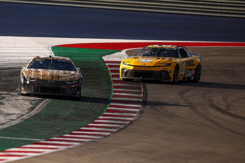 Kyle Busch, Richard Childress Racing Chevrolet, Christopher Bell, Joe Gibbs Racing Toyota