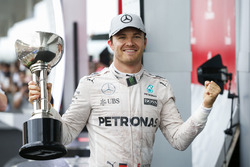 Podium: 1. Nico Rosberg, Mercedes AMG F1