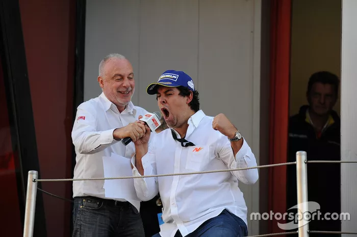 Vallés, exultante, en el podio de Montmeló