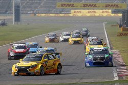 Gabriele Tarquini, LADA Sport Rosneft, Lada Vesta