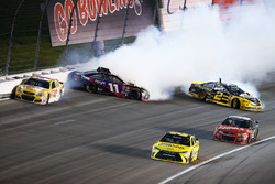 Chrash Denny Hamlin, Joe Gibbs Racing, Toyota