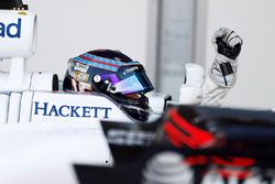 Lance Stroll, Williams, celebra su tercer lugar en parc ferme