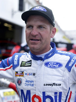 Clint Bowyer, Stewart-Haas Racing Ford