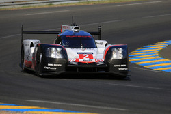 #2 Porsche Team Porsche 919 Hybrid: Тімо Бернхард, Ерл Бамбер, Брендон Хартлі