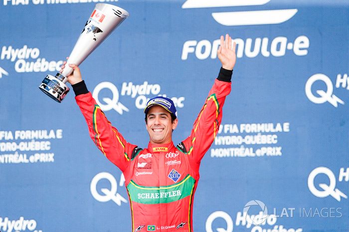Lucas di Grassi, ABT Schaeffler Audi Sport, celebra en el podio