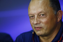 Frederic Vasseur, Sauber takım patronu, basın toplantısında