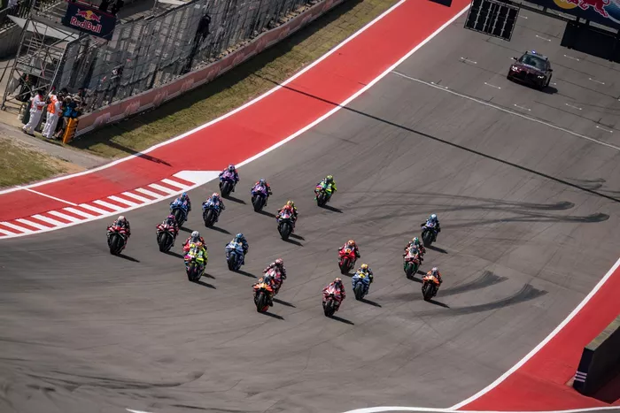 MotoGP field at the start