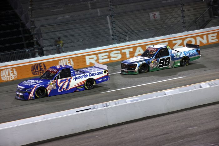 Rajah Caruth, Spire Motorsports Chevrolet, Ty Majeski, ThorSport Racing Ford