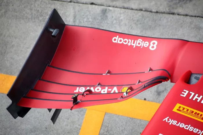 Detalle del alerón delantero del Ferrari SF1000