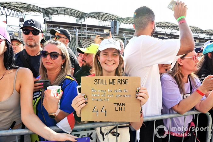 Lewis Hamilton, Mercedes-AMG, fanático