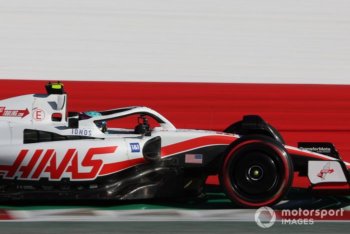 Mick Schumacher, Haas VF-22
