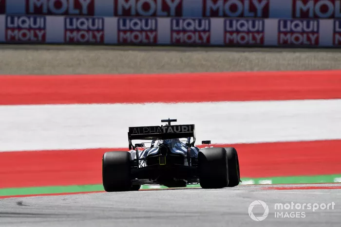 Daniil Kvyat, AlphaTauri AT01