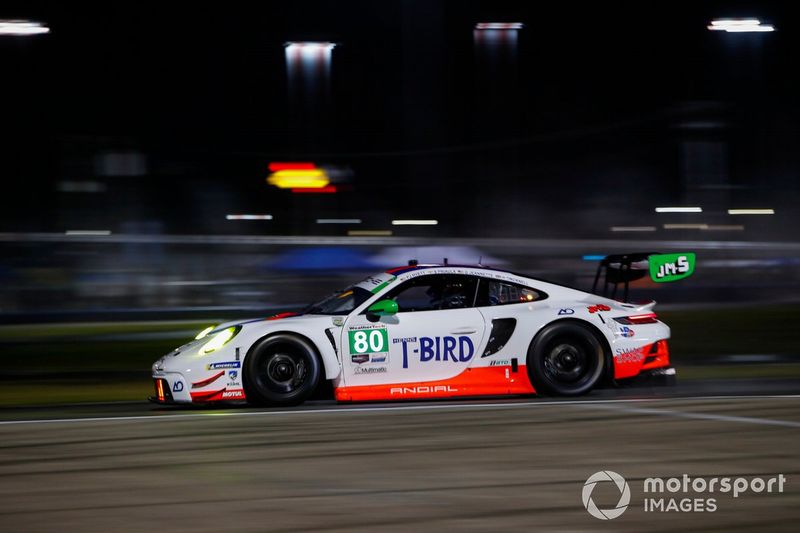 #80 AO Racing Porsche 911 GT3 R 992: PJ Hyett, Seb Priaulx, Gunnar Jeannette, Harry Tincknell