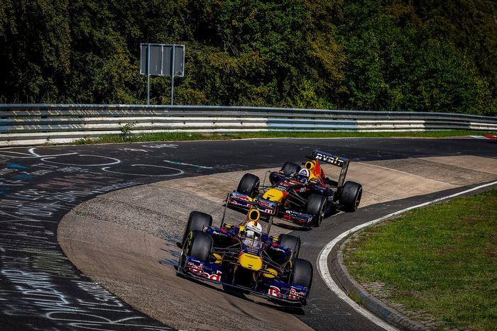 Sebastian Vettel, Red Bull RB 7, David Coulthard, Red Bull RB 8