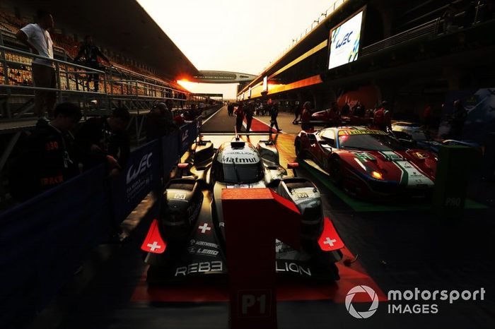 #1 Rebellion Racing Rebellion R-13 - Gibson: Bruno Senna, Gustavo Menezes, Norman Nato