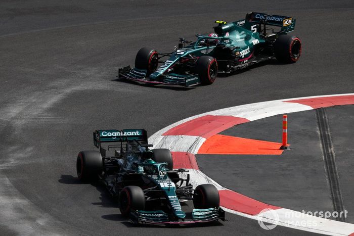 Lance Stroll, Aston Martin AMR21, Sebastian Vettel, Aston Martin AMR21