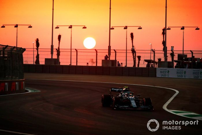 Sebastian Vettel, Aston Martin AMR21