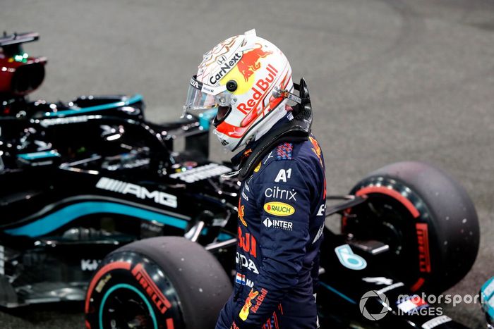 Ganador de la pole, Max Verstappen, de Red Bull Racing, celebra