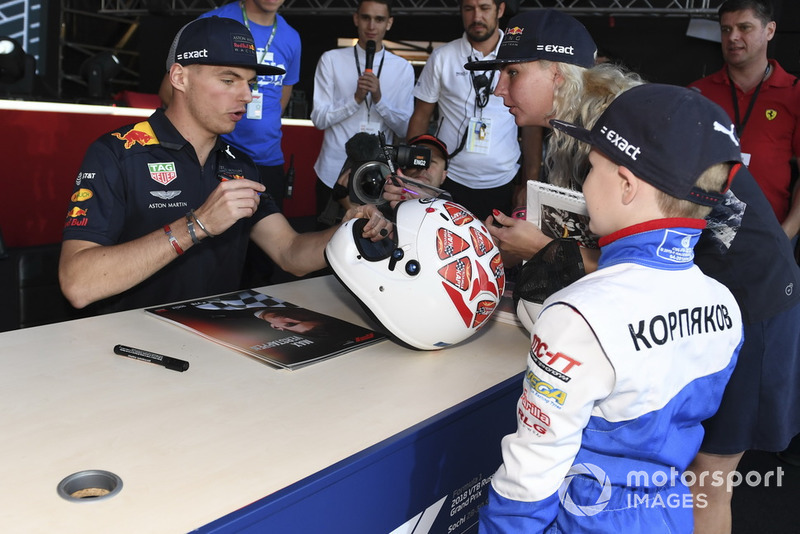 Az Orosz Nagydíj rajongói Szocsiból - F1 2018