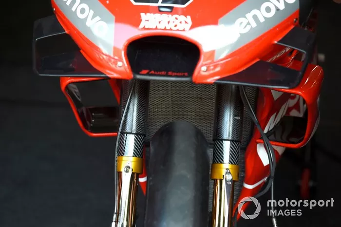 Ducati, horquilla