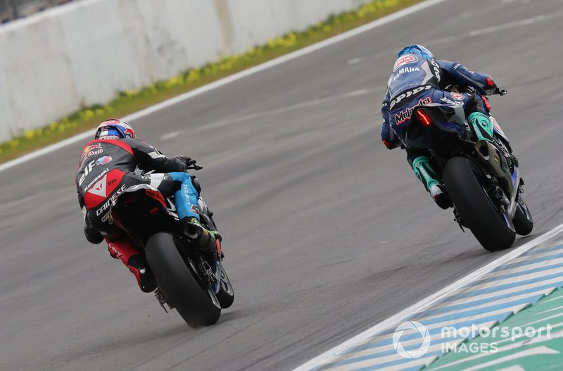#54 Kawasaki Puccetti Racing: Toprak Razgatlioglu, #33 GRT Yamaha Official: Marco Melandri