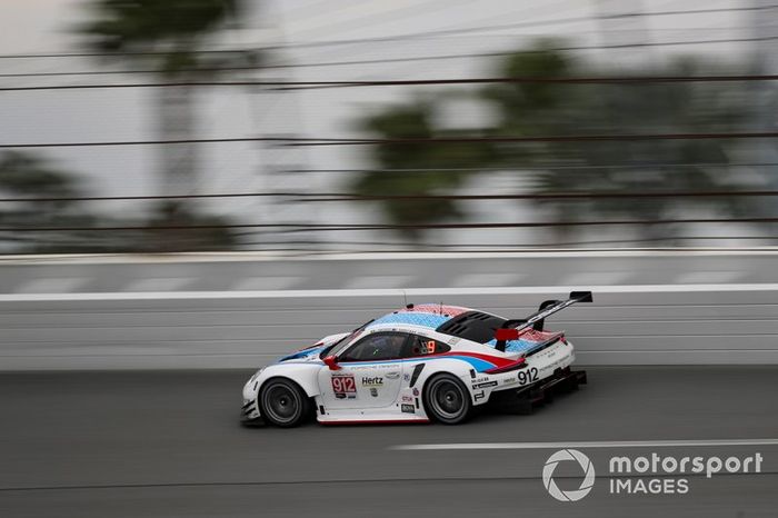 #912 Porsche GT Team Porsche 911 RSR, GTLM: Mathieu Jaminet, Earl Bamber, Laurens Vanthoor