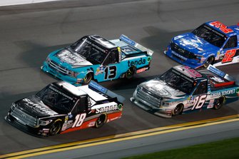 Harrison Burton, Kyle Busch Motorsports, Toyota Tundra Safelite AutoGlass, Johnny Sauter, ThorSport Racing, Ford F-150