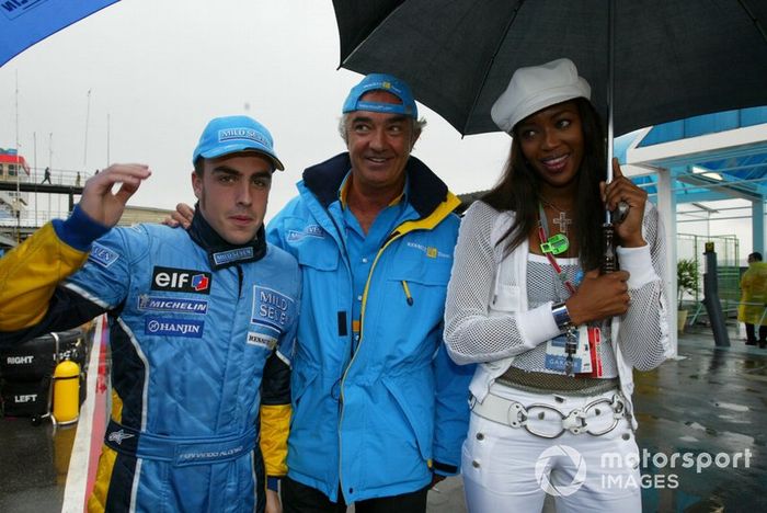 Fernando Alonso, Renault con el jefe de Renault Sport Flavio Briatore y la supermodelo Naomi Campbell