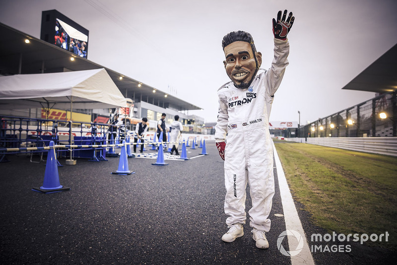 Caricatura di Lewis Hamilton, Mercedes AMG F1