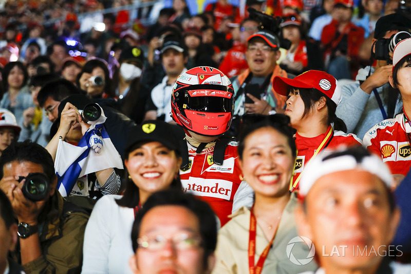 Este fã se vestiu de Raikkonen