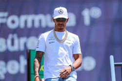 Льюис Хэмилтон, Mercedes AMG F1