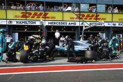 Lewis Hamilton, Mercedes AMG F1 W08, makes a pit stop