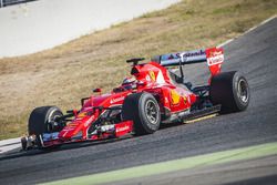 Kimi Raikkonen, Ferrari con los neumáticos Pirelli 2017