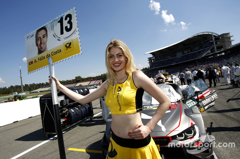 Grid girl of António Félix da Costa, BMW Team Schnitzer, BMW M4 DTM