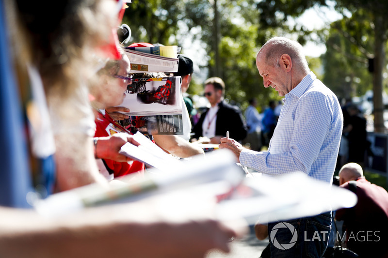 Adrian Newey, Chief Technical Officer, Red Bull Racing, signs an autograph