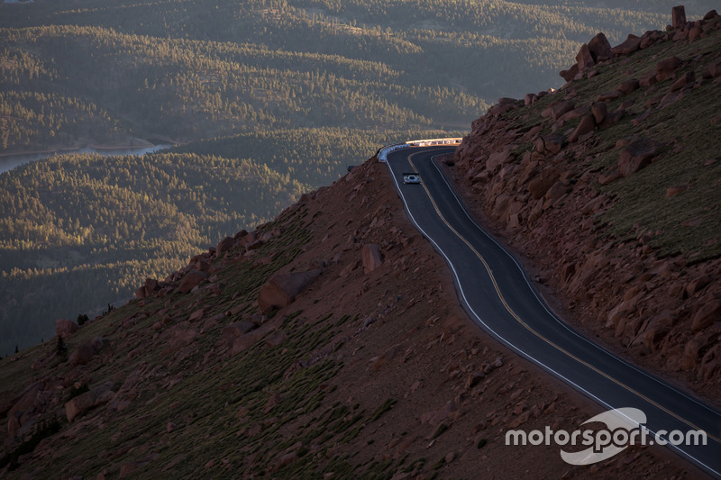 #94 Romain Dumas, Volkswagen I.D. R Pikes Peak