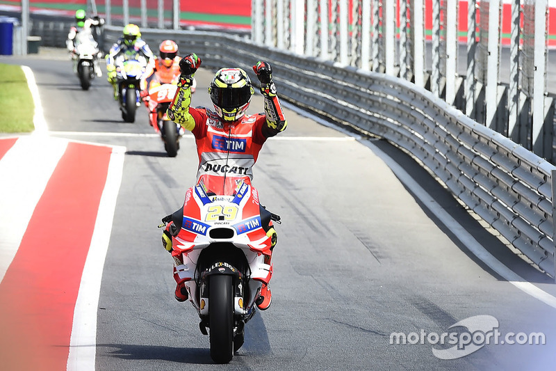 Polesitter Andrea Iannone, Ducati Team