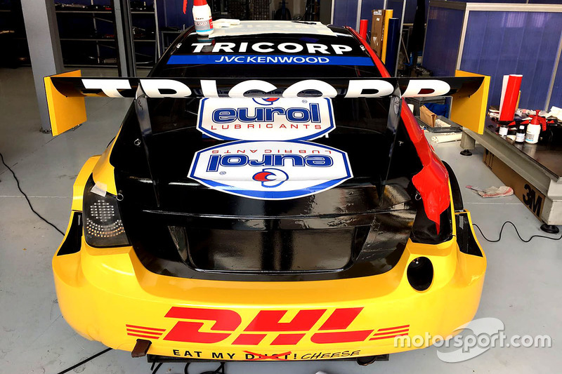 Das WTCC-Auto von Tom Coronel, ROAL Motorsport, erhält sein Farbdesign 