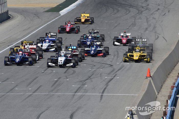 Inicio: Kyle Kaiser, Juncos Racing líder