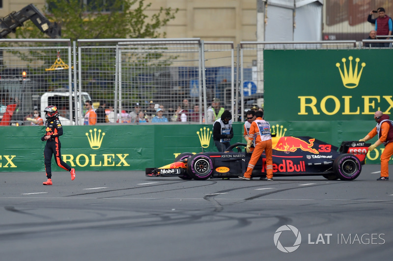 Kazalı araç, Max Verstappen, Red Bull Racing RB14