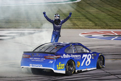 Winner Martin Truex Jr., Furniture Row Racing, Toyota Camry Auto-Owners Insurance celebrates